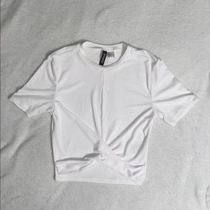 cropped white t shirt